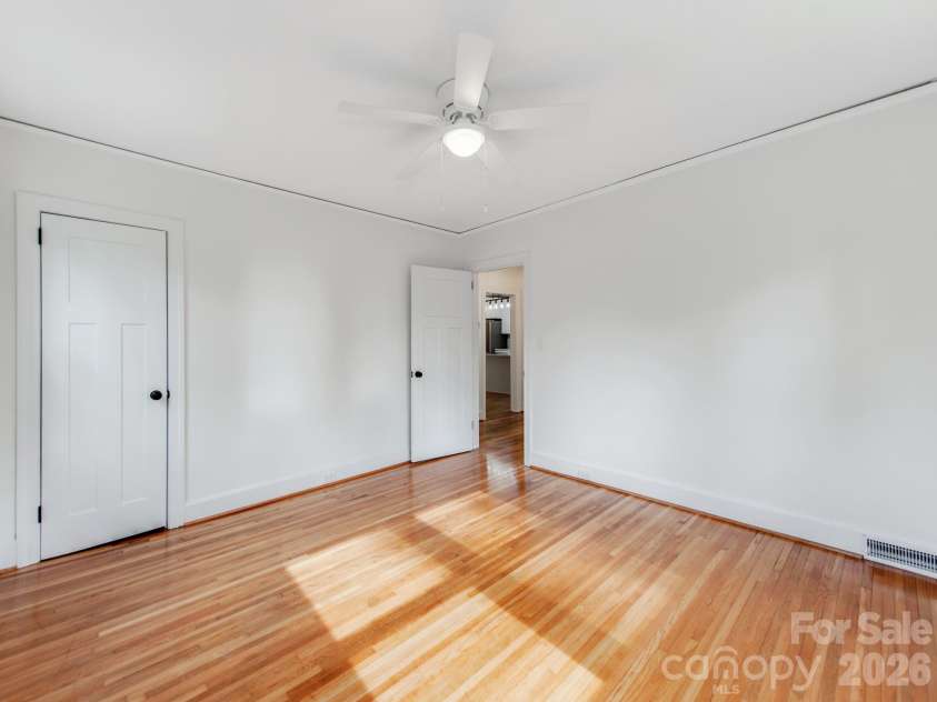 1106 South Street, Gastonia, NC 28052.  MLS# CAR4358490, YatesRealty ID 7422. 