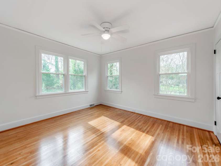 1106 South Street, Gastonia, NC 28052.  MLS# CAR4358490, YatesRealty ID 7422. 