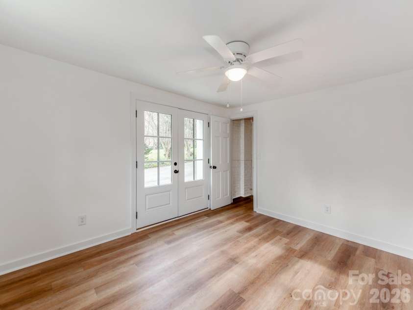 1106 South Street, Gastonia, NC 28052.  MLS# CAR4358490, YatesRealty ID 7422. 