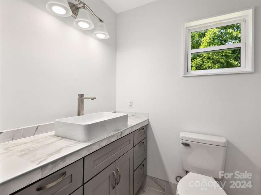 61 and 65 Bear Creek Road, Asheville, NC 28806.  MLS# CAR4153876, YatesRealty ID 7423. 