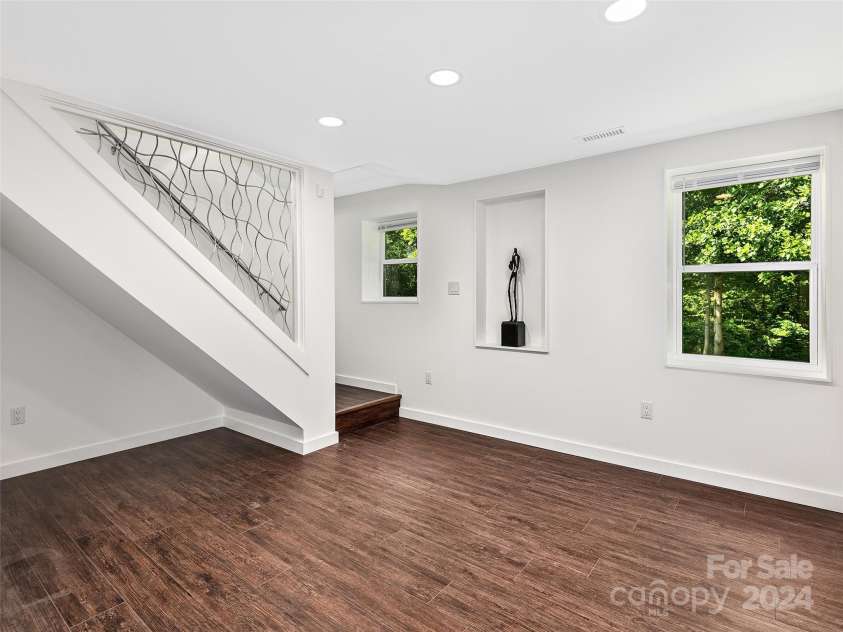 61 and 65 Bear Creek Road, Asheville, NC 28806.  MLS# CAR4153876, YatesRealty ID 7423. 