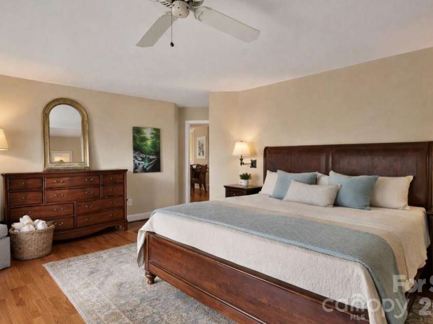 2902 Timber Trail, Asheville, NC 28804.  MLS# CAR4176254, YatesRealty ID 7425. 