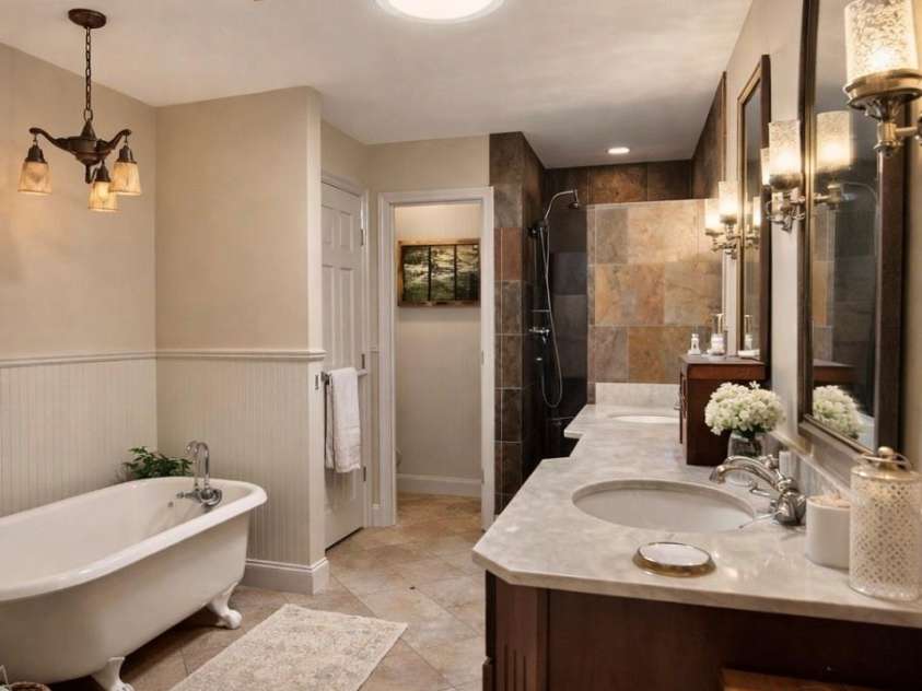 2902 Timber Trail, Asheville, NC 28804.  MLS# CAR4176254, YatesRealty ID 7425. 