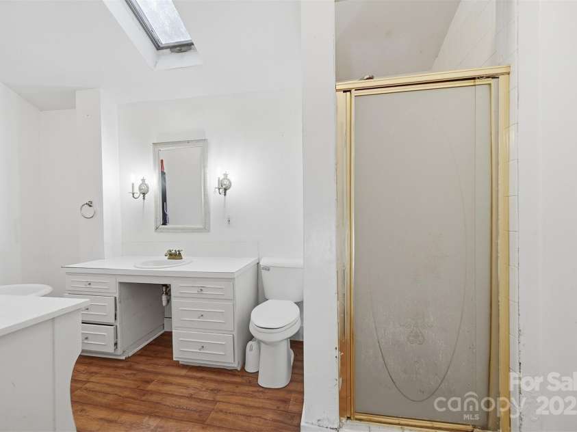 105 2nd Avenue, Catawba, NC 28609.  MLS# CAR4315128, YatesRealty ID 7428. Primary Bathroom