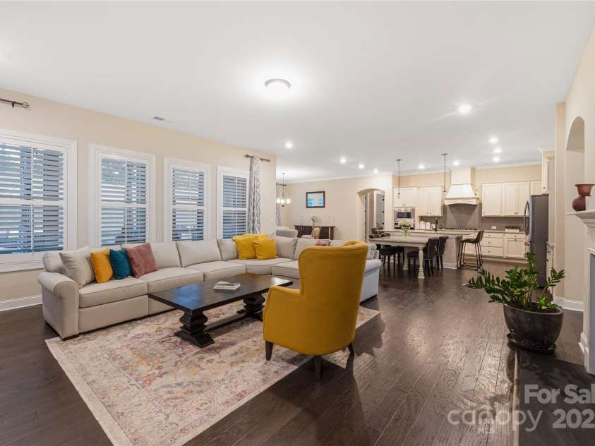 16827 Monocacy Boulevard, Huntersville, NC 28078.  MLS# CAR4188848, YatesRealty ID 7429. Great Room