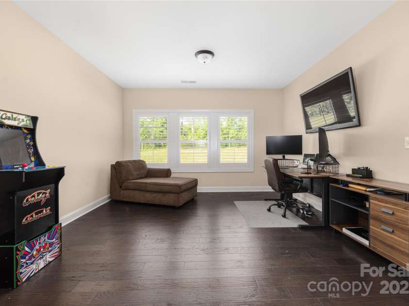 16827 Monocacy Boulevard, Huntersville, NC 28078.  MLS# CAR4188848, YatesRealty ID 7429. Huge Upstairs Loft