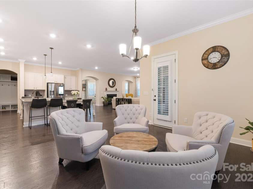 16827 Monocacy Boulevard, Huntersville, NC 28078.  MLS# CAR4188848, YatesRealty ID 7429. Kitchen Adjacent