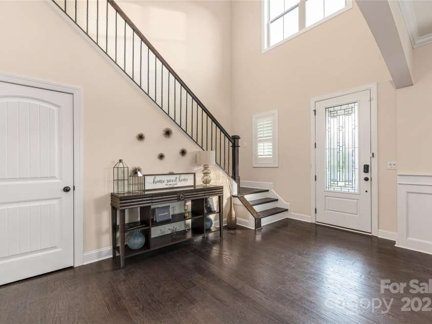16827 Monocacy Boulevard, Huntersville, NC 28078.  MLS# CAR4188848, YatesRealty ID 7429. Vast Foyer