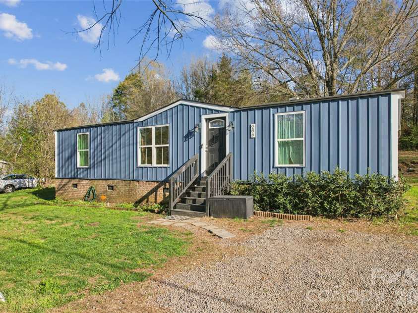 286 Epworth Street, Concord, NC 28027.  MLS# CAR4358719, YatesRealty ID 7429. 