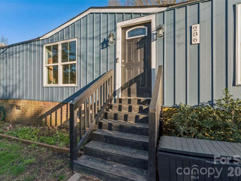 286 Epworth Street, Concord, NC 28027.  MLS# CAR4358719, YatesRealty ID 7429. 