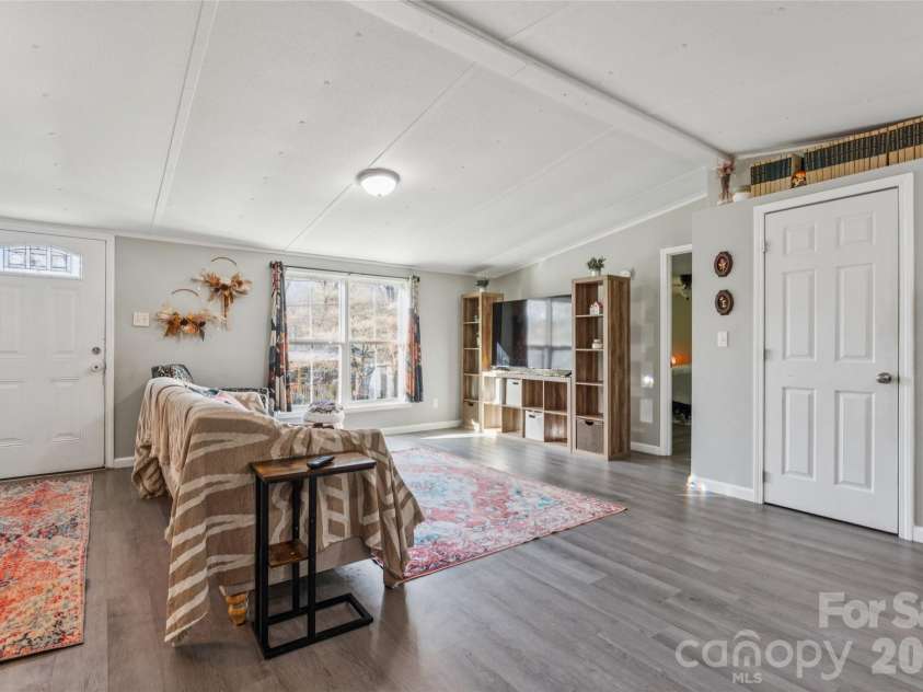 286 Epworth Street, Concord, NC 28027.  MLS# CAR4358719, YatesRealty ID 7429. 