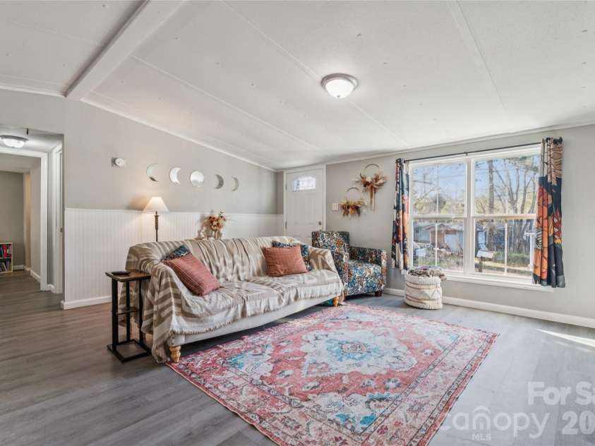 286 Epworth Street, Concord, NC 28027.  MLS# CAR4358719, YatesRealty ID 7429. 
