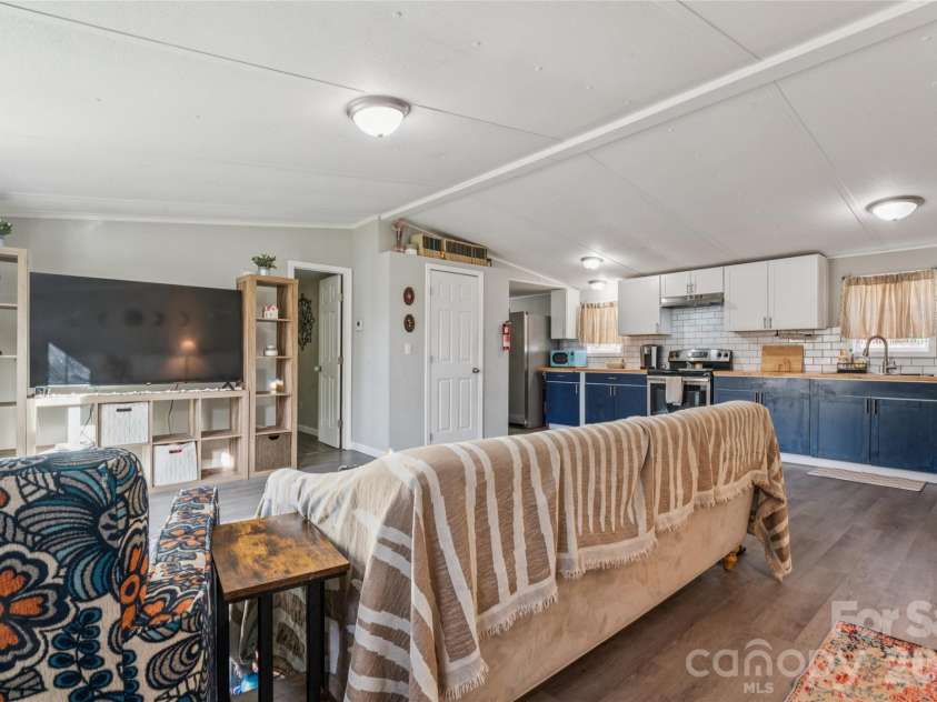 286 Epworth Street, Concord, NC 28027.  MLS# CAR4358719, YatesRealty ID 7429. 