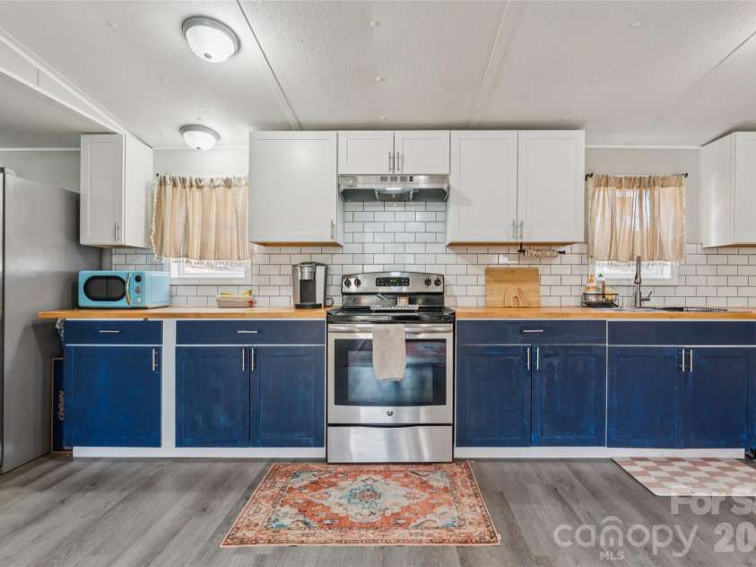286 Epworth Street, Concord, NC 28027.  MLS# CAR4358719, YatesRealty ID 7429. 