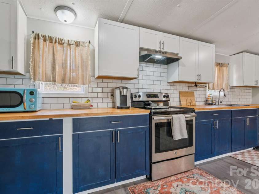 286 Epworth Street, Concord, NC 28027.  MLS# CAR4358719, YatesRealty ID 7429. 