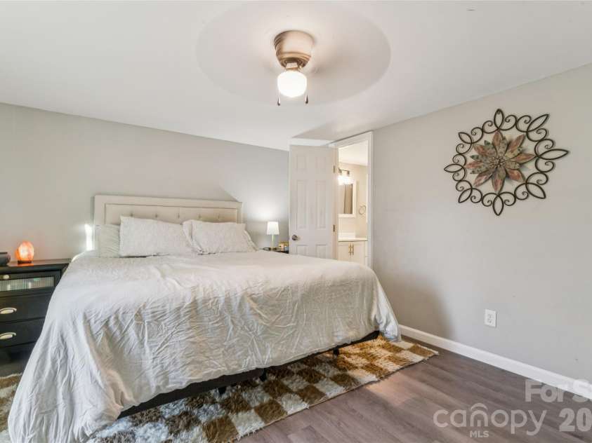 286 Epworth Street, Concord, NC 28027.  MLS# CAR4358719, YatesRealty ID 7429. 