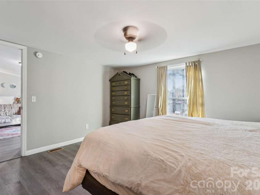 286 Epworth Street, Concord, NC 28027.  MLS# CAR4358719, YatesRealty ID 7429. 
