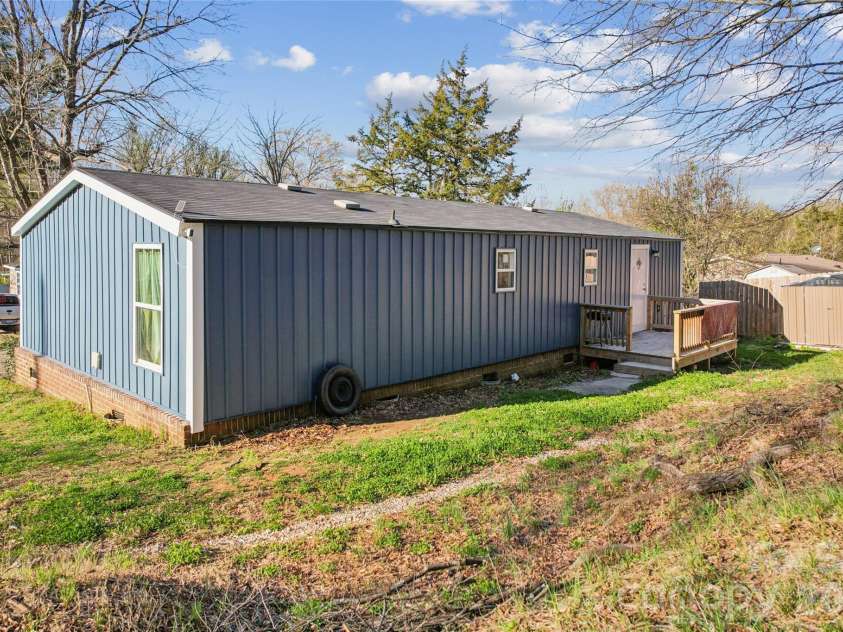 286 Epworth Street, Concord, NC 28027.  MLS# CAR4358719, YatesRealty ID 7429. 
