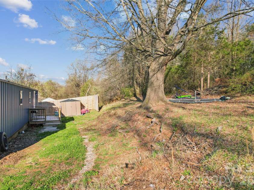 286 Epworth Street, Concord, NC 28027.  MLS# CAR4358719, YatesRealty ID 7429. 