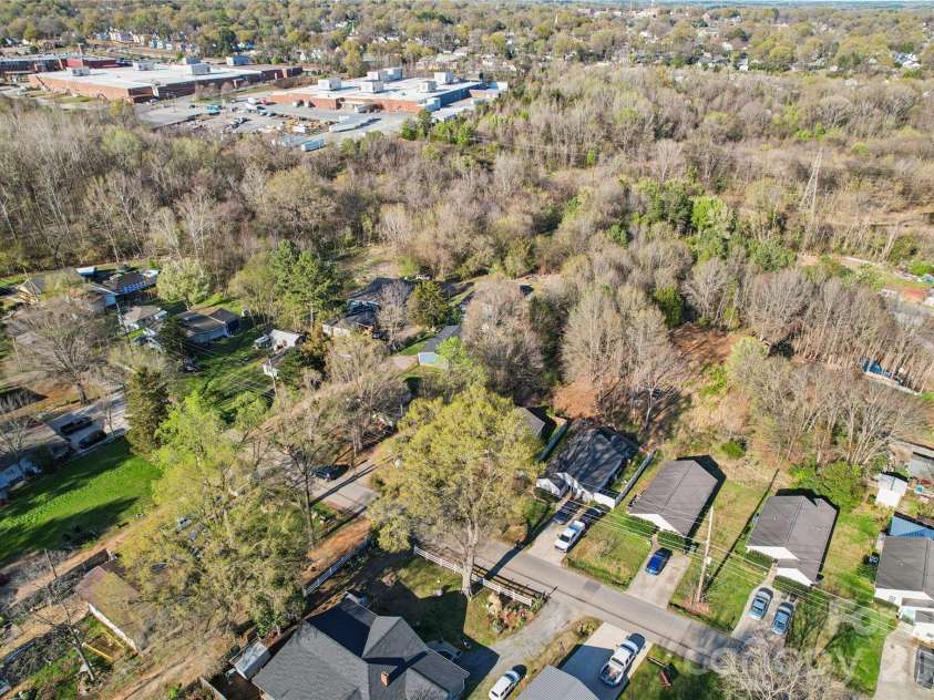 286 Epworth Street, Concord, NC 28027.  MLS# CAR4358719, YatesRealty ID 7429. 