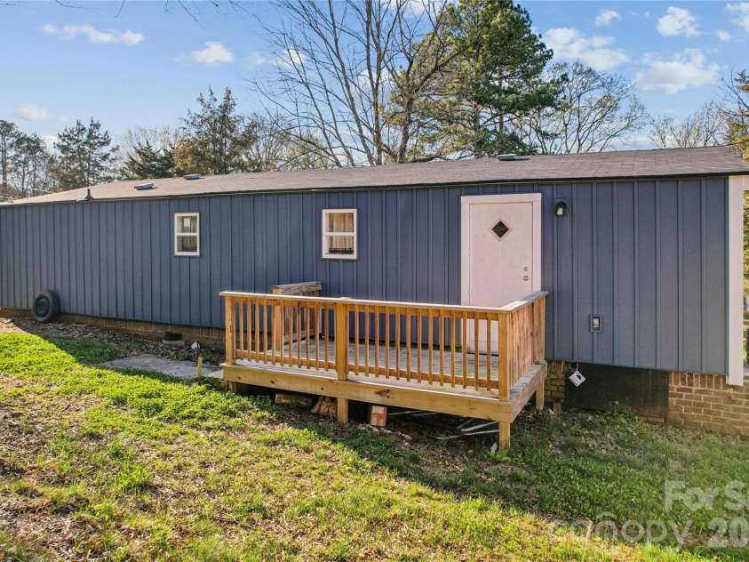 286 Epworth Street, Concord, NC 28027.  MLS# CAR4358719, YatesRealty ID 7429. 