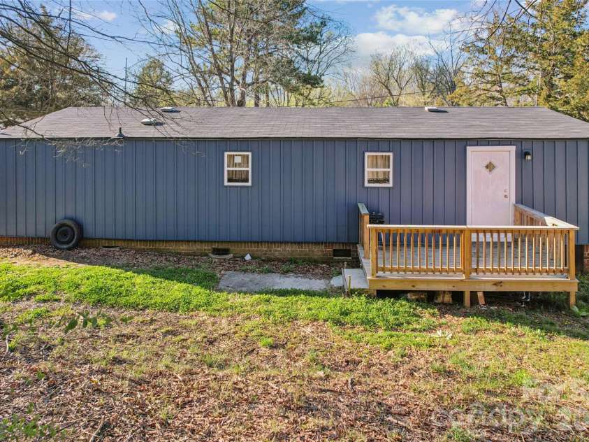 286 Epworth Street, Concord, NC 28027.  MLS# CAR4358719, YatesRealty ID 7429. 