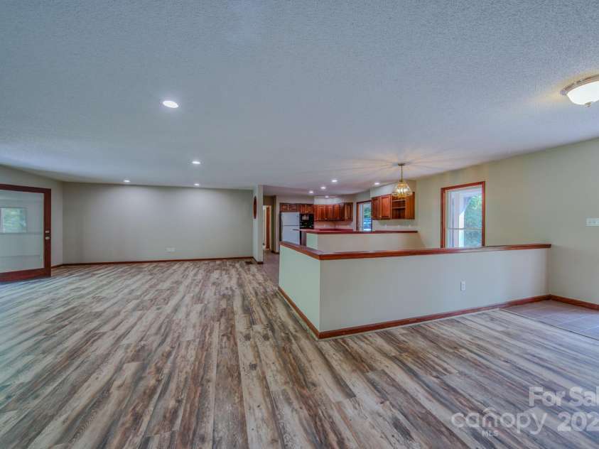 35 Byrd Road, Candler, NC 28715.  MLS# CAR4314143, YatesRealty ID 743. Living Area