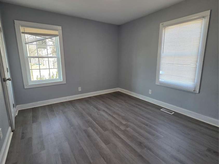 1519 and 1521 Montgomery Street, Charlotte, NC 28216.  MLS# CAR4235325, YatesRealty ID 7430. 