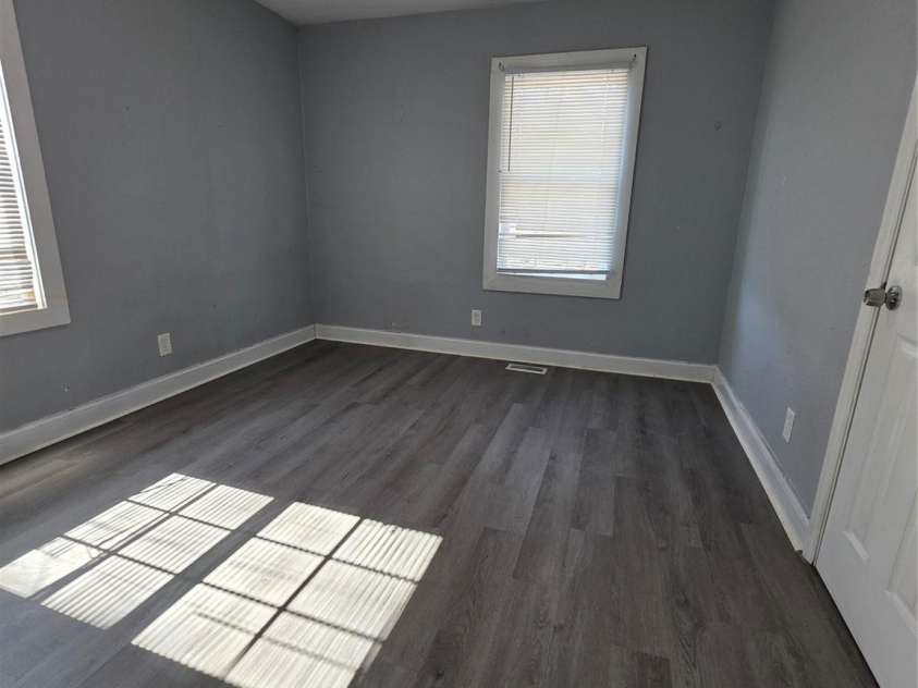 1519 and 1521 Montgomery Street, Charlotte, NC 28216.  MLS# CAR4235325, YatesRealty ID 7430. 