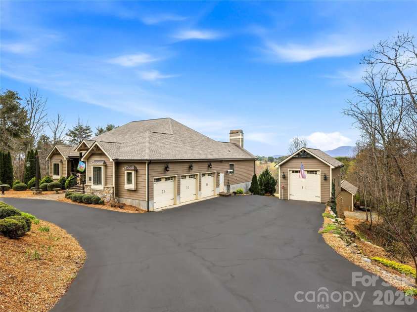 286 Preservation Trail, Columbus, NC 28722.  MLS# CAR4362617, YatesRealty ID 7430. 