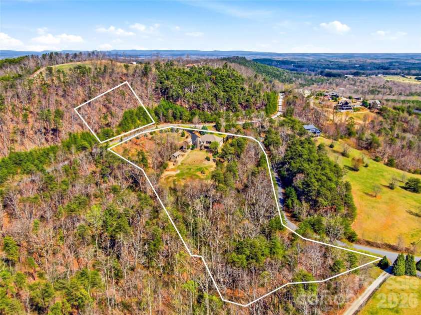 286 Preservation Trail, Columbus, NC 28722.  MLS# CAR4362617, YatesRealty ID 7430. 