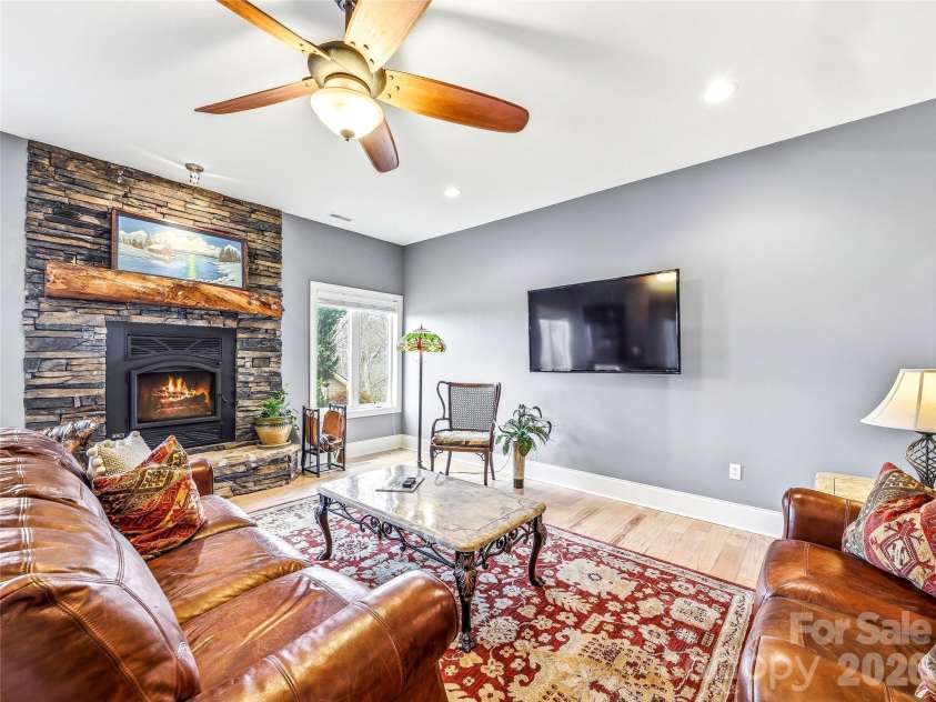 286 Preservation Trail, Columbus, NC 28722.  MLS# CAR4362617, YatesRealty ID 7430. 