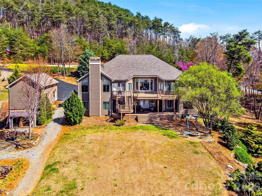 286 Preservation Trail, Columbus, NC 28722.  MLS# CAR4362617, YatesRealty ID 7430. 