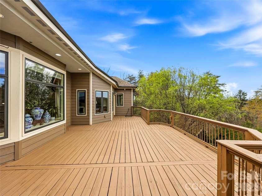 286 Preservation Trail, Columbus, NC 28722.  MLS# CAR4362617, YatesRealty ID 7430. 