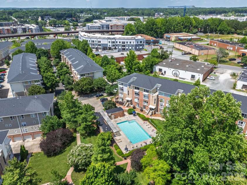 649 Raphael Place, Charlotte, NC 28205.  MLS# CAR4392516, YatesRealty ID 7431. 