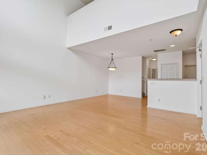 649 Raphael Place, Charlotte, NC 28205.  MLS# CAR4392516, YatesRealty ID 7431. Bar top in kitchen