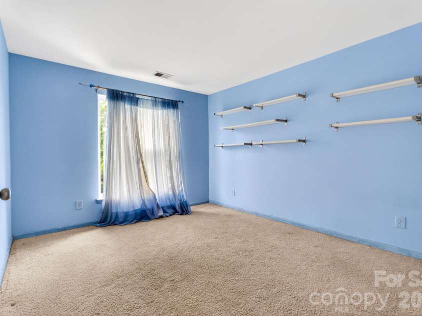 649 Raphael Place, Charlotte, NC 28205.  MLS# CAR4392516, YatesRealty ID 7431. Guest 2