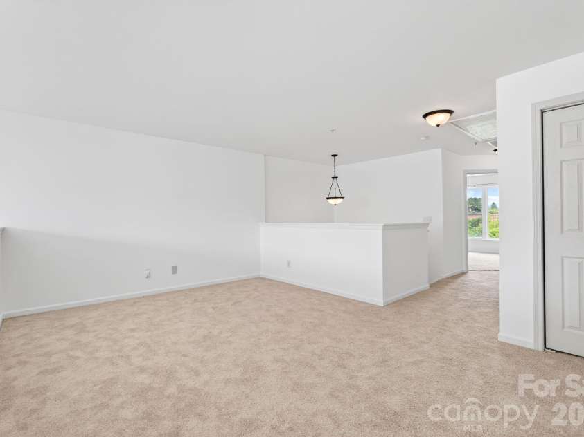 649 Raphael Place, Charlotte, NC 28205.  MLS# CAR4392516, YatesRealty ID 7431. Spacious enough for Flex, office space, workout