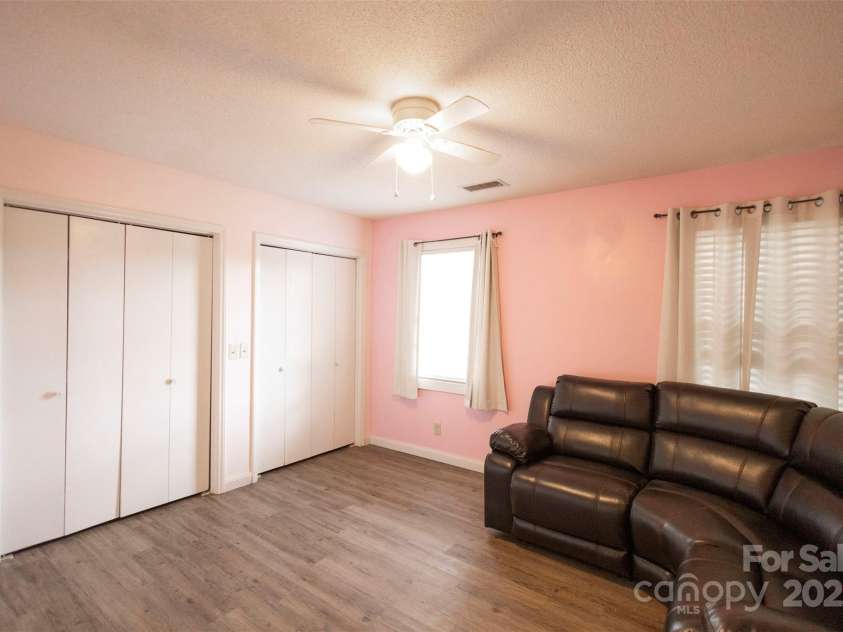 216 Carriage Lamp Court, Boone, NC 28607.  MLS# CAR4241094, YatesRealty ID 7432. 