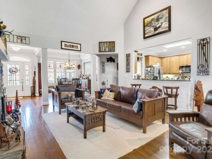 112 Wren Court, Lake Lure, NC 28746.  MLS# CAR4243925, YatesRealty ID 7433. 