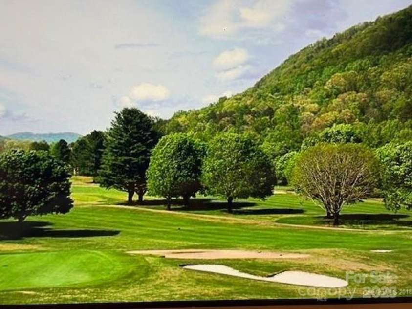 112 Wren Court, Lake Lure, NC 28746.  MLS# CAR4243925, YatesRealty ID 7433. 