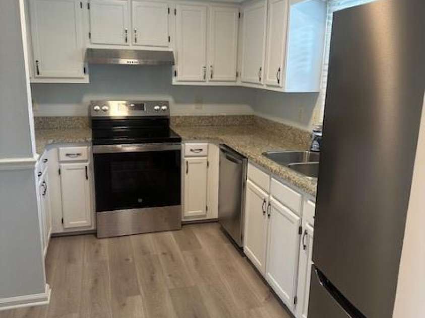 10942 Winterbourne Court, Charlotte, NC 28277.  MLS# CAR4246221, YatesRealty ID 7434. 