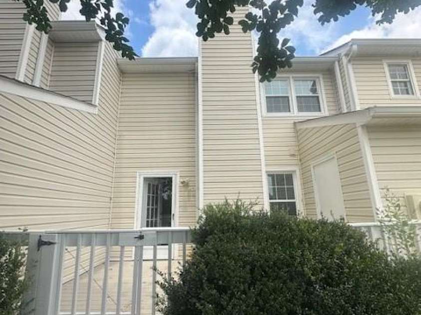 10942 Winterbourne Court, Charlotte, NC 28277.  MLS# CAR4246221, YatesRealty ID 7434. 