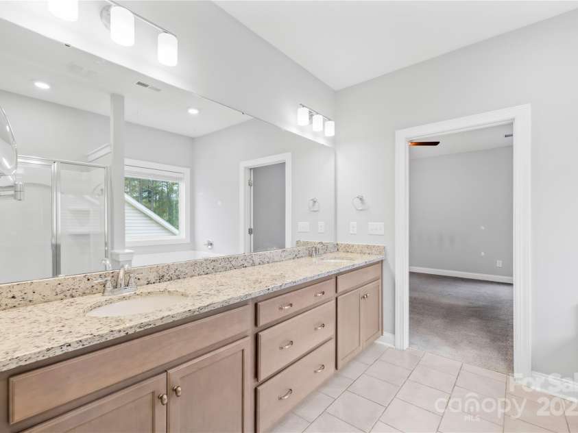 121 Pine Eagle Drive, Rock Hill, SC 29732.  MLS# CAR4239205, YatesRealty ID 7435. 