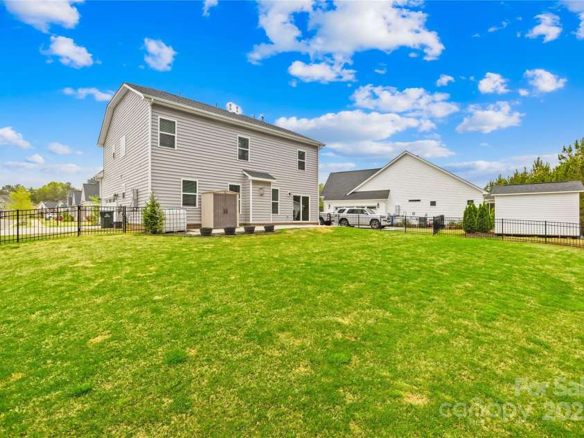 121 Pine Eagle Drive, Rock Hill, SC 29732.  MLS# CAR4239205, YatesRealty ID 7435. 