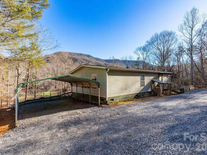 87 Hickory Nut Trace, Old Fort, NC 28762.  MLS# CAR4335774, YatesRealty ID 7435. 