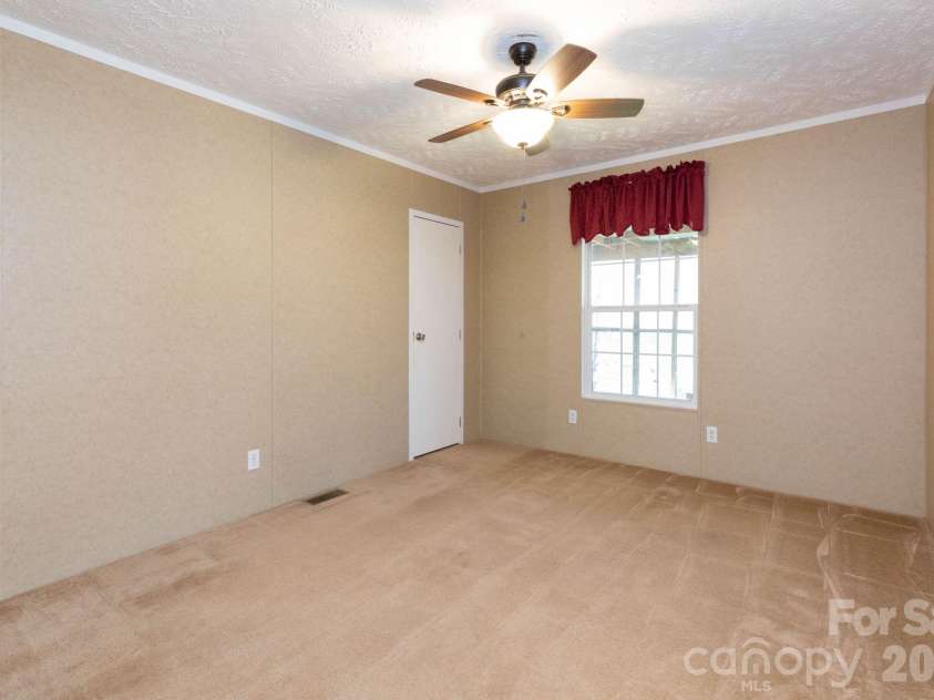 87 Hickory Nut Trace, Old Fort, NC 28762.  MLS# CAR4335774, YatesRealty ID 7435. Bedroom