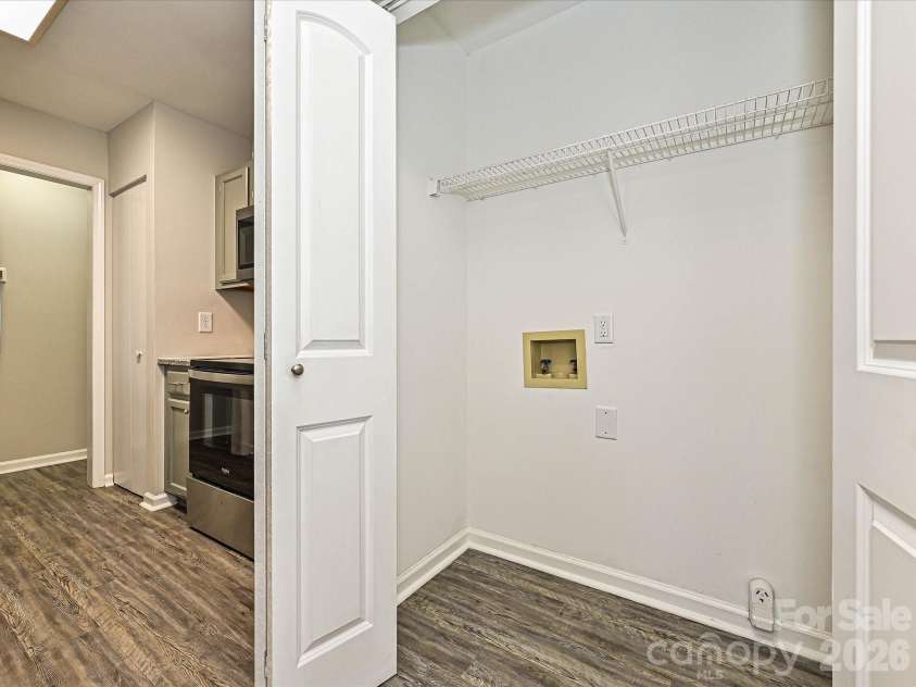 1225 Eagles Landing Drive, Charlotte, NC 28214.  MLS# CAR4357532, YatesRealty ID 7436. 