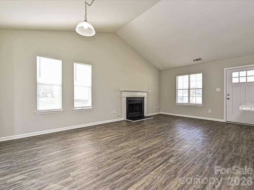 1225 Eagles Landing Drive, Charlotte, NC 28214.  MLS# CAR4357532, YatesRealty ID 7436. 