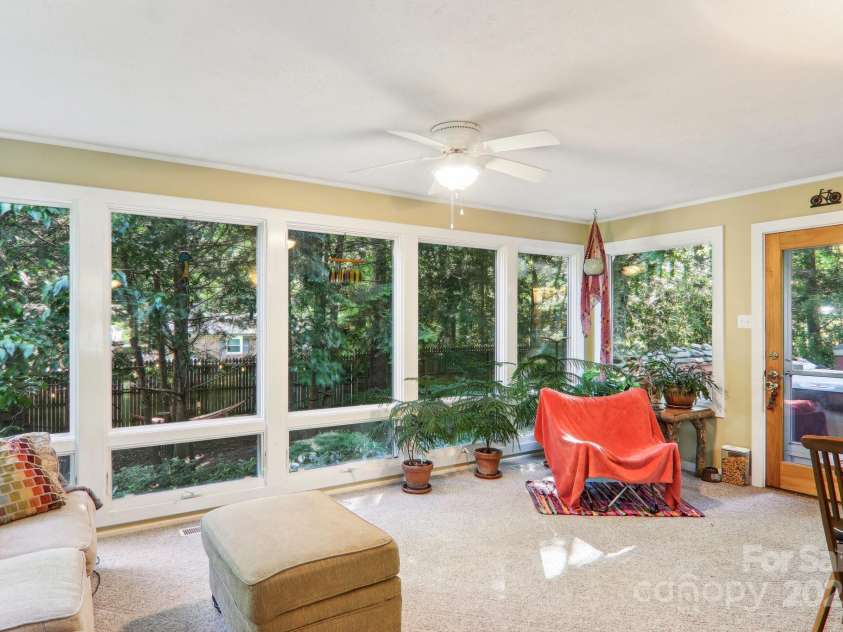 123 Brandymill Loop, Etowah, NC 28729.  MLS# CAR4264778, YatesRealty ID 7437. 
